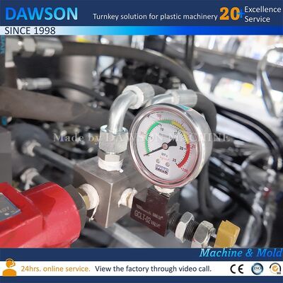 270 kN 固定力 完全自動 EVA プラスチック 10L 15L 20L 25L 30L HDPE ジェリー缶 ドラム 挤出吹造機